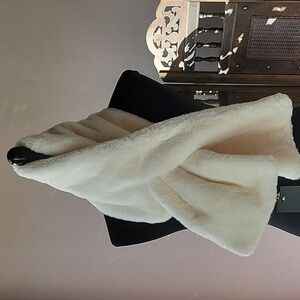 Apparis Bambi Faux Fur Wrap OS NWT